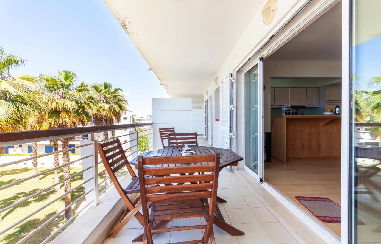 A23 - Marina Palm View Apartment Lagos Extérieur photo